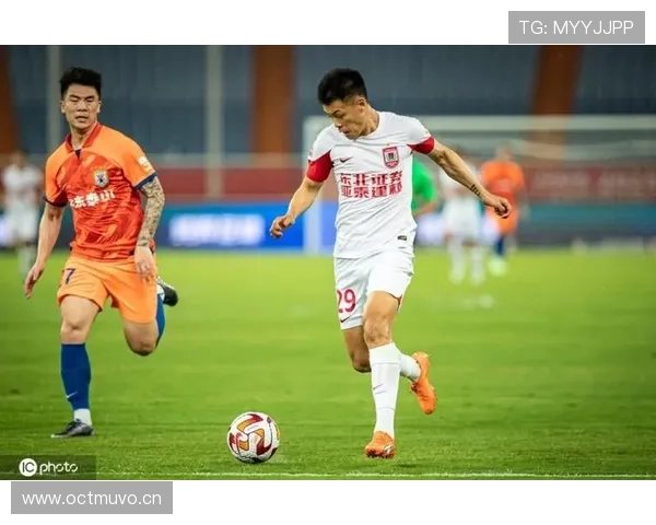 山东泰山领先就崩盘,问题显现,对关键战稳定性形成制约