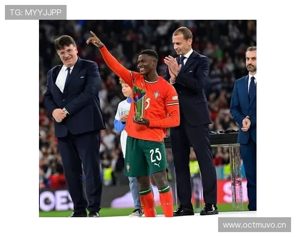 登贝莱与萨卡：边锋稳定性对比，差距与差异在哪？