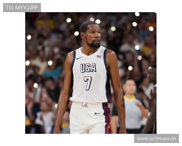 凯文·杜兰特挡拆拉开空间提升三分命中率明显优于曼恩